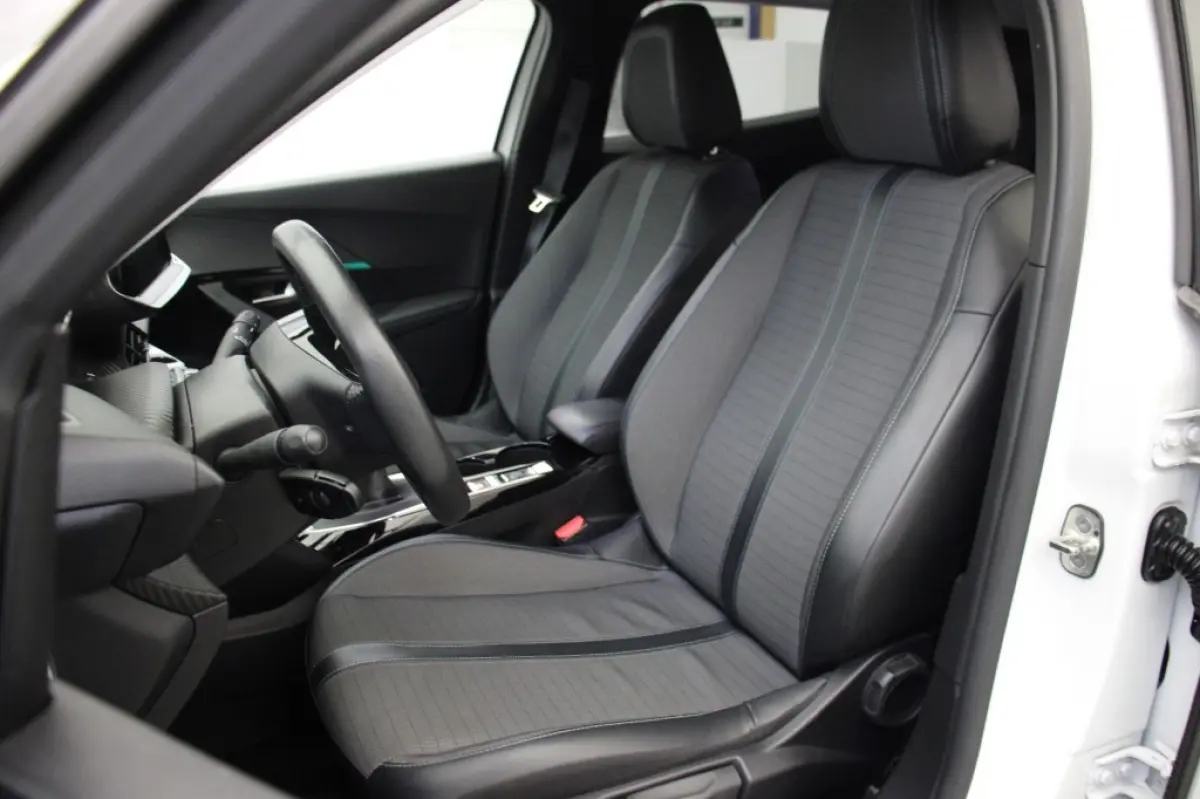 1.2 PureTech Allure Pack - Carplay, Clima, Cruise, Half Leer