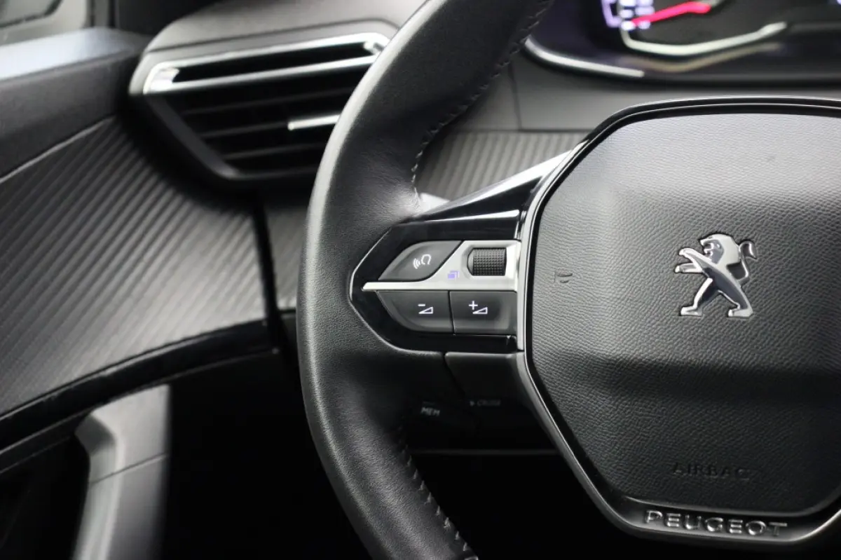 1.2 PureTech Allure Pack - Carplay, Clima, Cruise, Half Leer