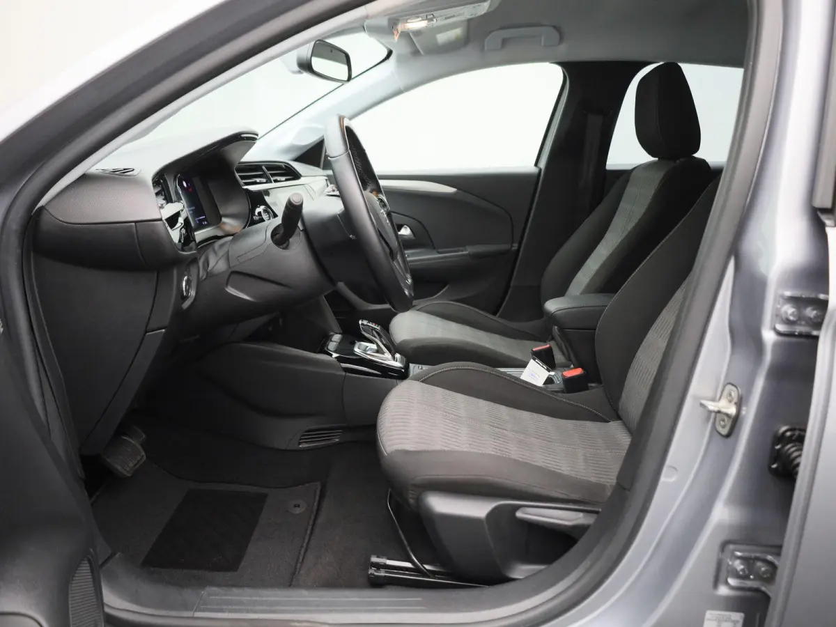 Edition 50 kWh | Cruise Control | Keyless | Climate Control | Lane Assist | Apple Carplay/Android Auto | Virtual Cockpit |