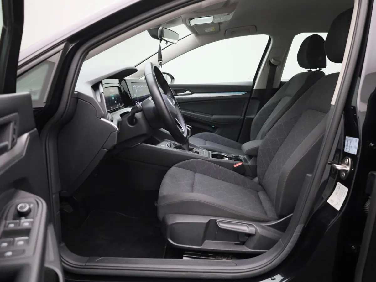1.0 TSI Life | ACC | Stoelverwarming | Keyless | Climate Control | Apple Carplay/Android Auto | Virtual Cockpit |