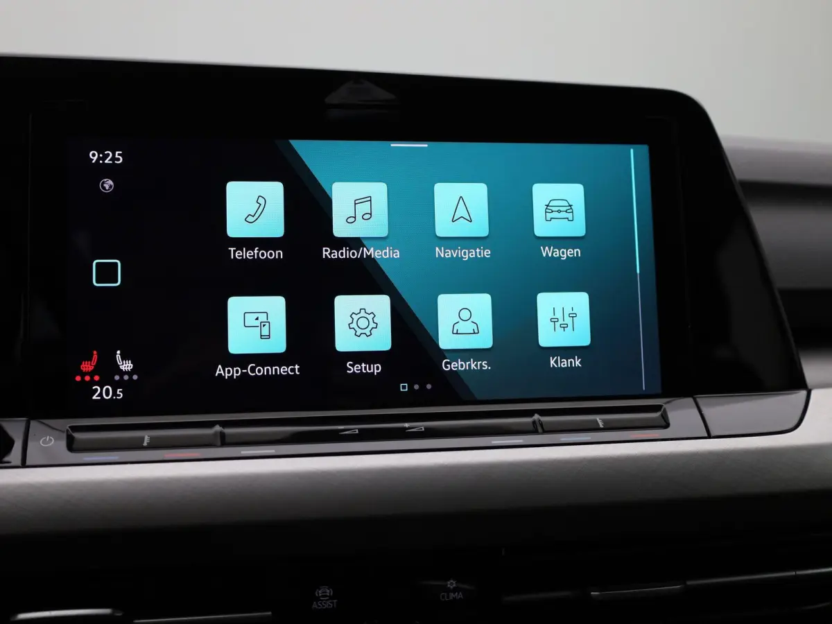 1.0 TSI Life | ACC | Stoelverwarming | Keyless | Climate Control | Apple Carplay/Android Auto | Virtual Cockpit |