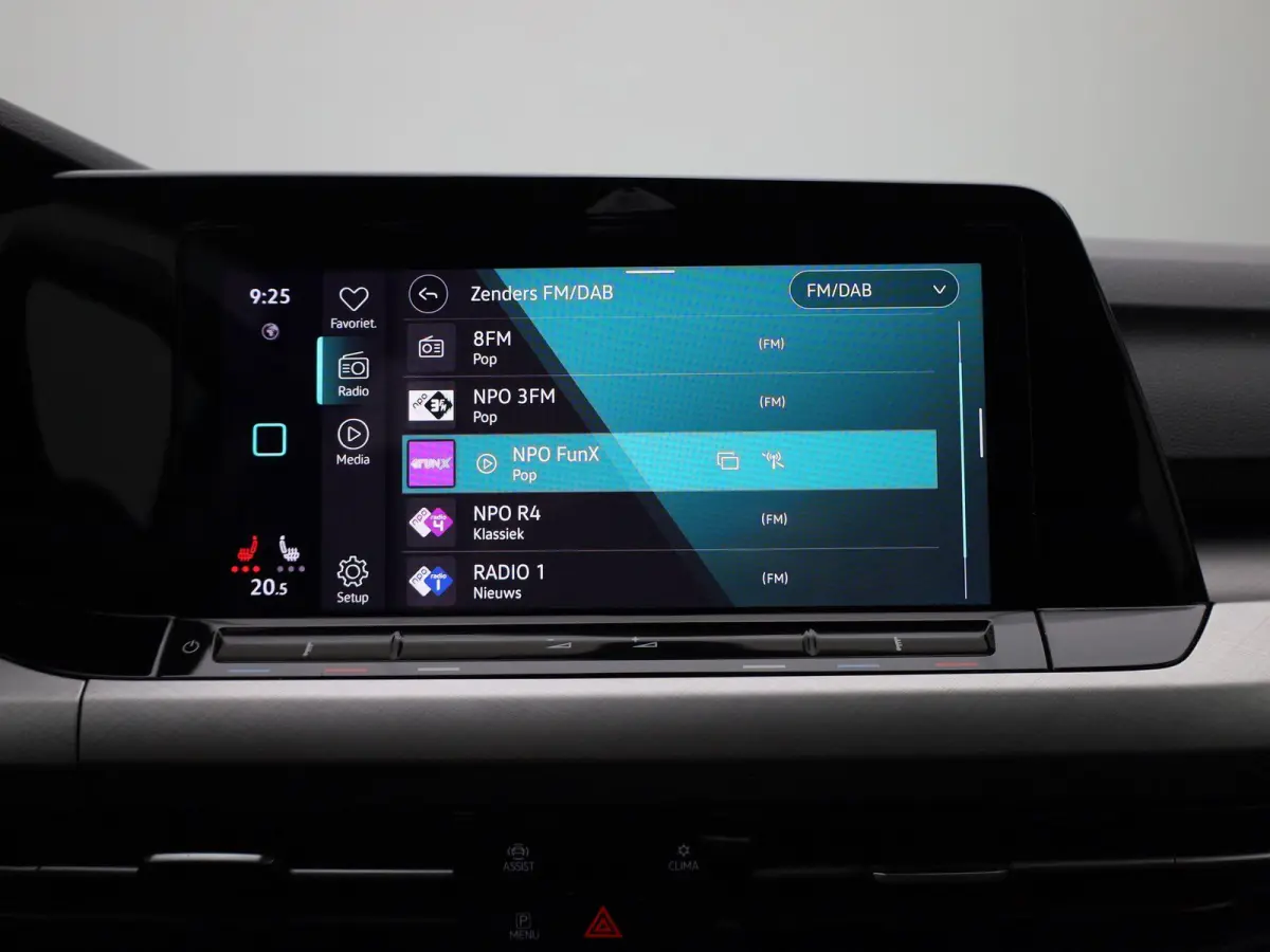 1.0 TSI Life | ACC | Stoelverwarming | Keyless | Climate Control | Apple Carplay/Android Auto | Virtual Cockpit |