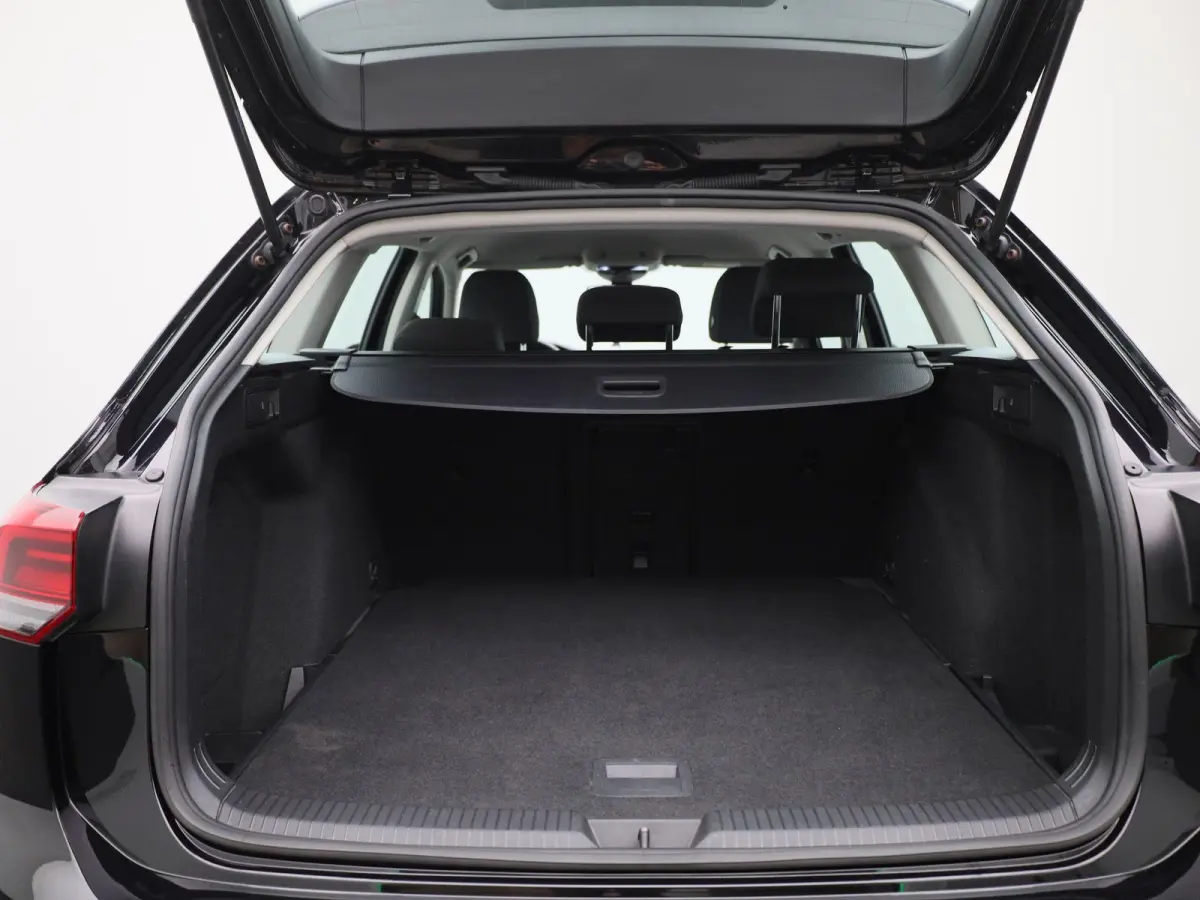 1.0 TSI Life | ACC | Stoelverwarming | Keyless | Climate Control | Apple Carplay/Android Auto | Virtual Cockpit |