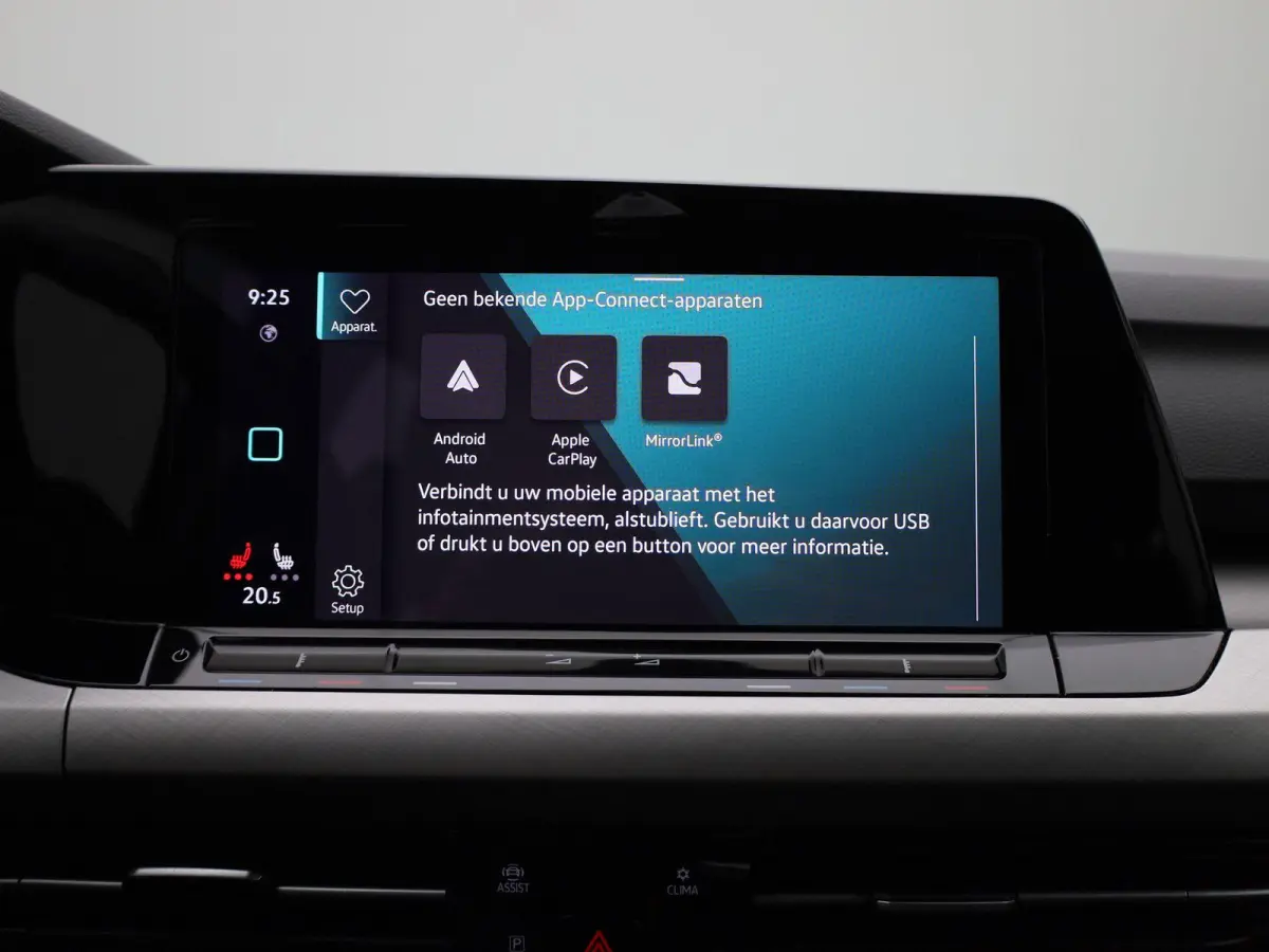 1.0 TSI Life | ACC | Stoelverwarming | Keyless | Climate Control | Apple Carplay/Android Auto | Virtual Cockpit |
