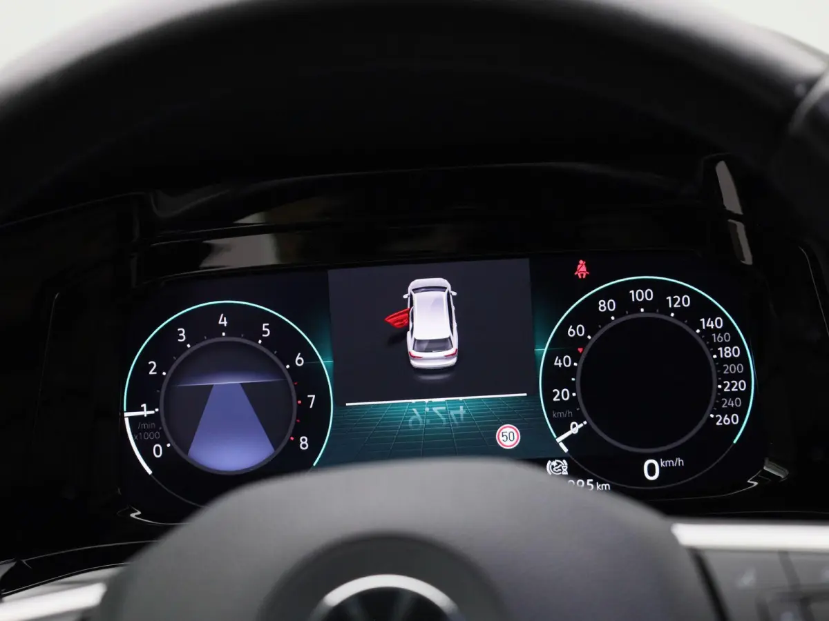 1.0 TSI Life | ACC | Stoelverwarming | Keyless | Climate Control | Apple Carplay/Android Auto | Virtual Cockpit |