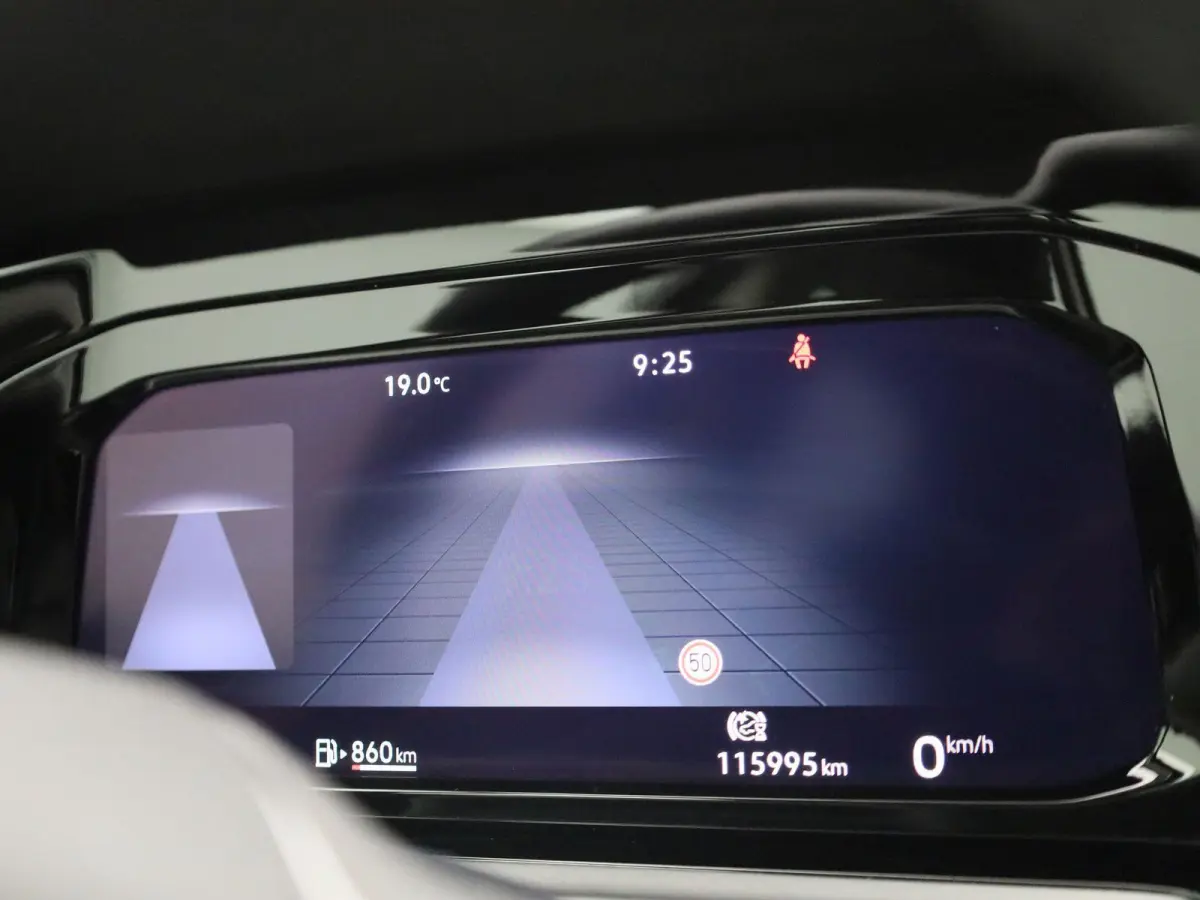 1.0 TSI Life | ACC | Stoelverwarming | Keyless | Climate Control | Apple Carplay/Android Auto | Virtual Cockpit |