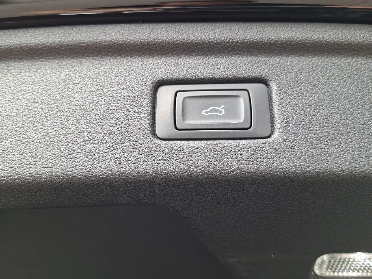 40 TFSI Business Edition * Navigatiesysteem * AUTOMAAT * Elektrische kofferklep *