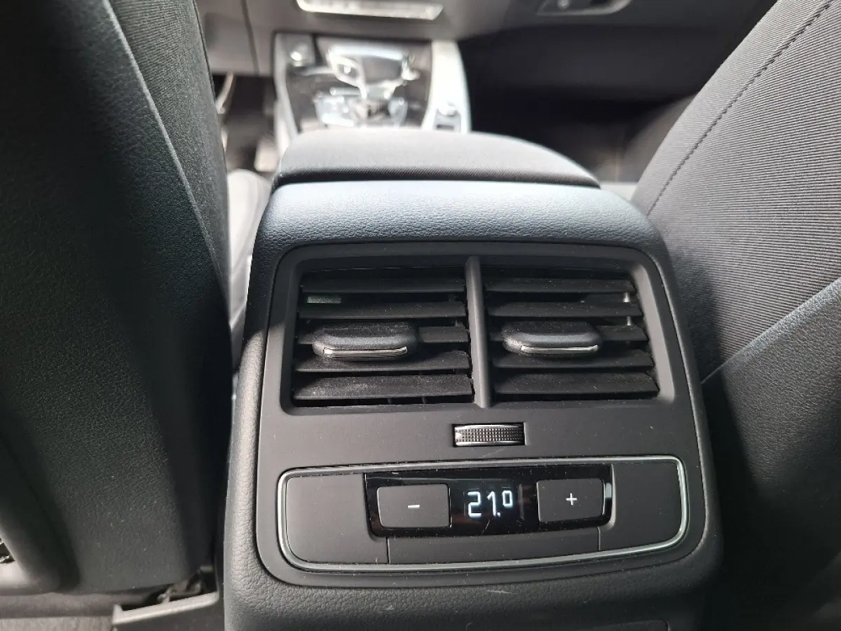 40 TFSI Business Edition * Navigatiesysteem * AUTOMAAT * Elektrische kofferklep *