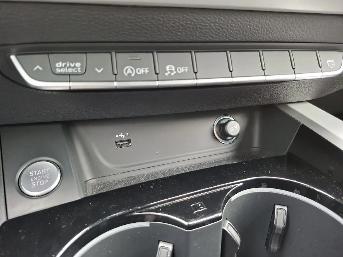 40 TFSI Business Edition * Navigatiesysteem * AUTOMAAT * Elektrische kofferklep *