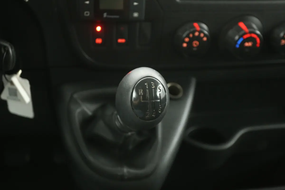 2.3 dCi L2H2 146PK | Airco | Camera | Trekhaak | Parkeersens.