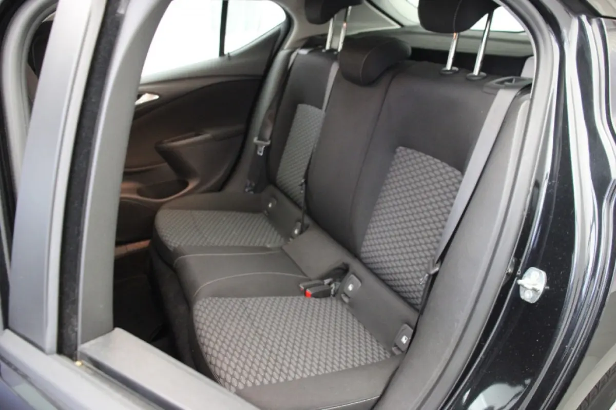 1.0 Edition - Carplay, Cruise
