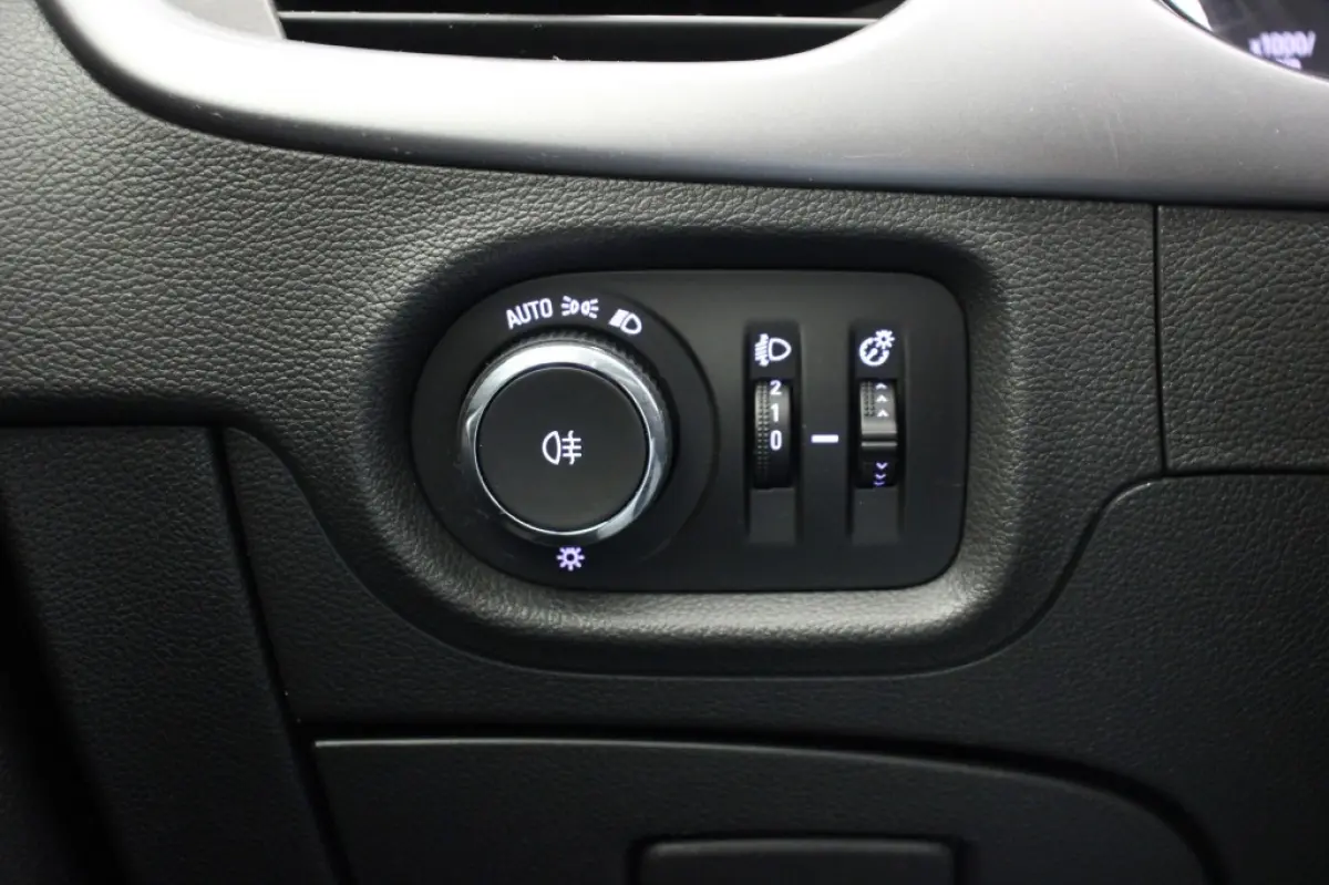 1.0 Edition - Carplay, Cruise