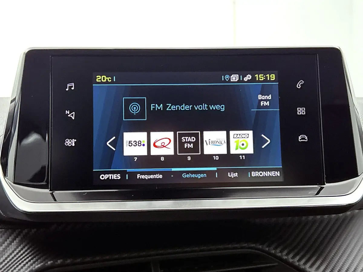 EV Allure 50 kWh 136pk | Lage kilometerstand | Navigatie | Achteruitrijcamera | Stoelverwarming | Climate Control | Cruise Control | Parkeersensoren | Stof/kunstleder | Keyless start | Apple