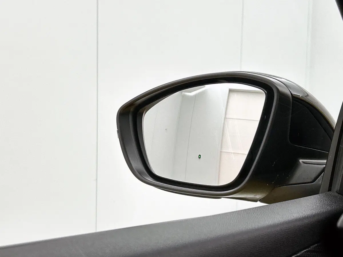 EV Allure 50 kWh 136pk | Lage kilometerstand | Navigatie | Achteruitrijcamera | Stoelverwarming | Climate Control | Cruise Control | Parkeersensoren | Stof/kunstleder | Keyless start | Apple