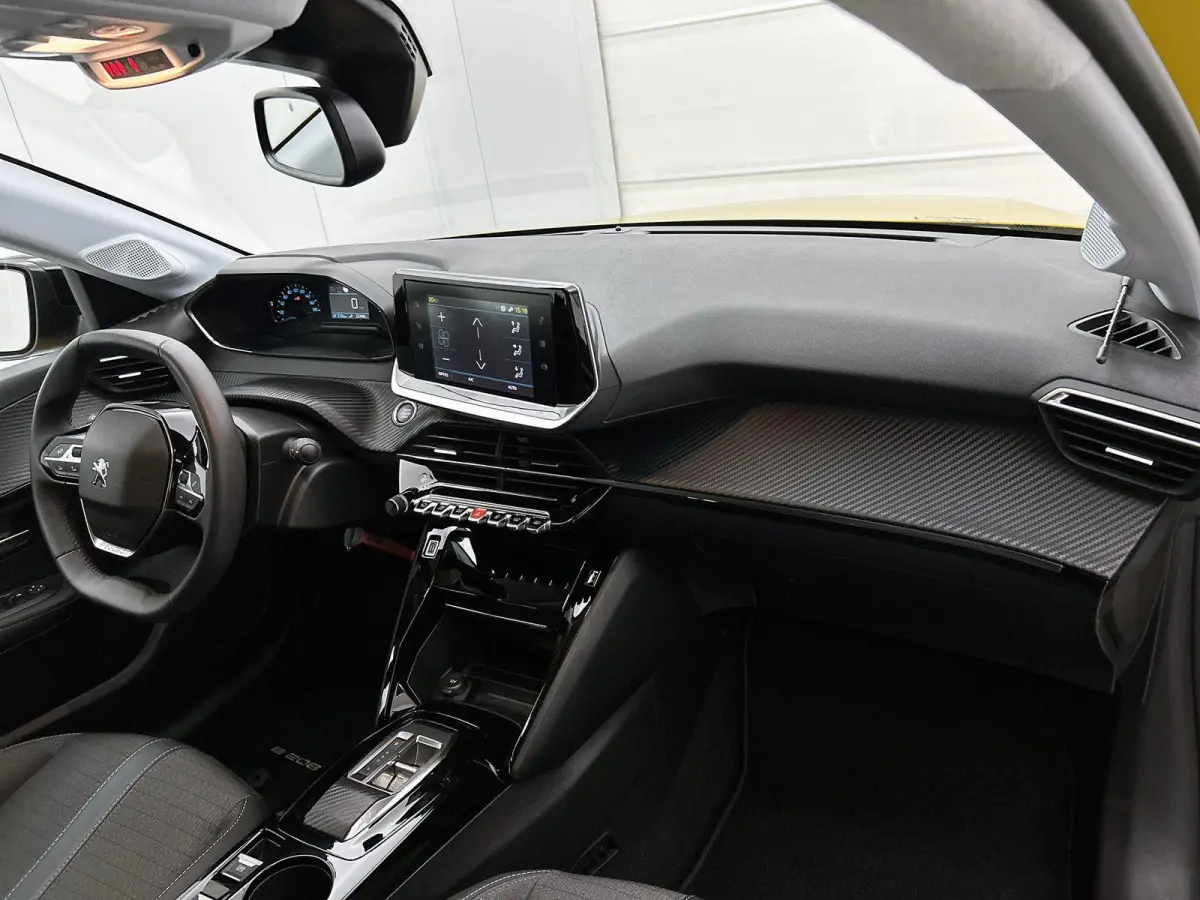 EV Allure 50 kWh 136pk | Lage kilometerstand | Navigatie | Achteruitrijcamera | Stoelverwarming | Climate Control | Cruise Control | Parkeersensoren | Stof/kunstleder | Keyless start | Apple