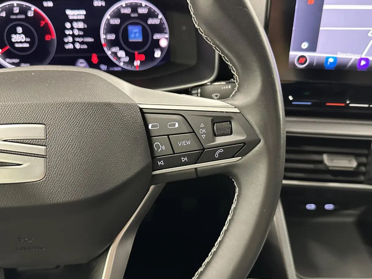 1.0 TSI Reference TREKHAAK CARPLAY CAMERA NAVI ADAPTIEF CRUISE.