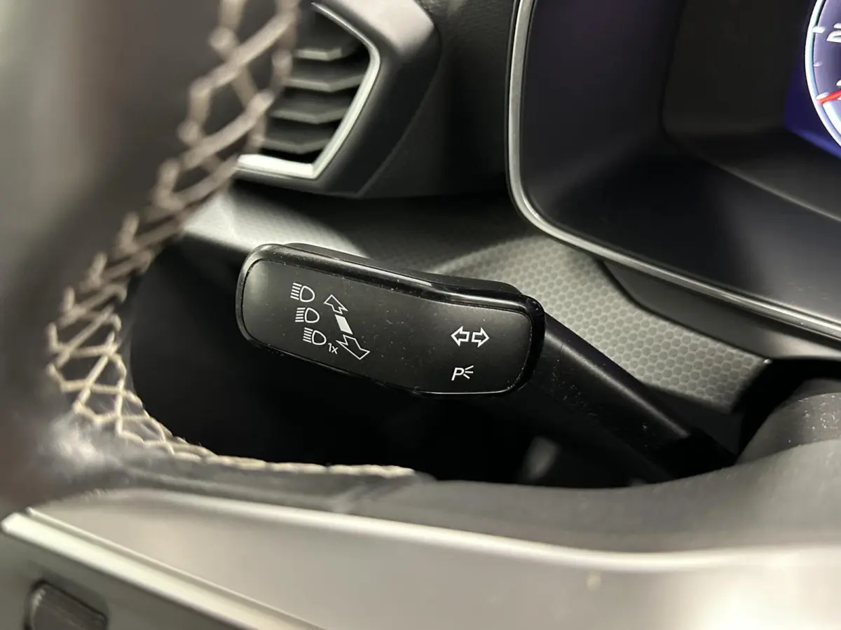 1.0 TSI Reference TREKHAAK CARPLAY CAMERA NAVI ADAPTIEF CRUISE.