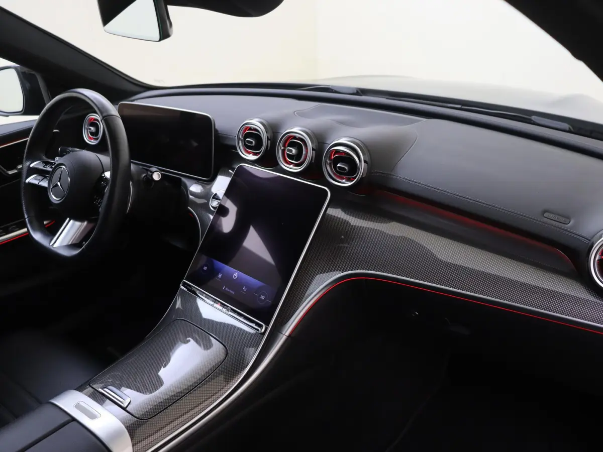 300 e AMG Line /Panoramadak /360 Camera /Rijassistentie Plus /Memory /19 Inch