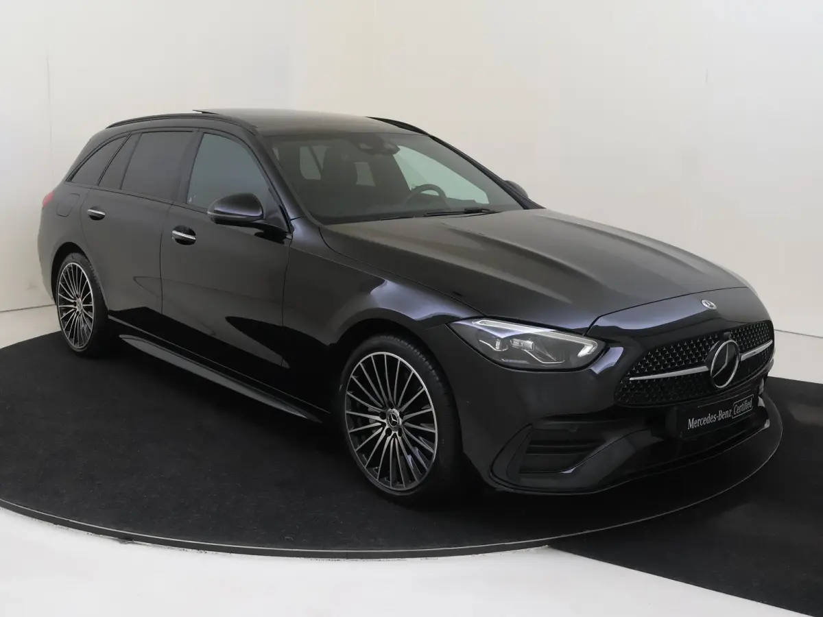 300 e AMG Line /Panoramadak /360 Camera /Rijassistentie Plus /Memory /19 Inch