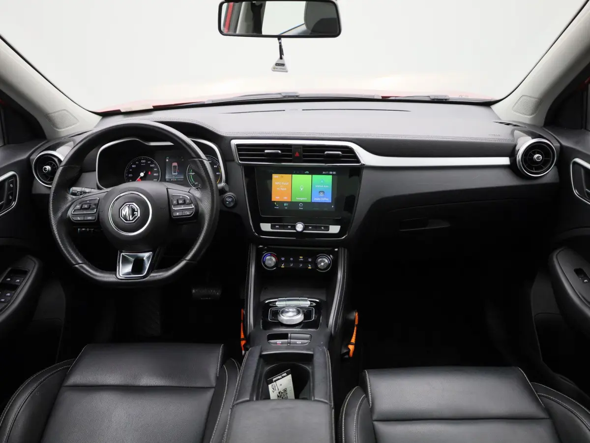 MG Luxury 45 kWh | PANO | ACC | CAMERA | Elektr. stoelverstelling | Stoelverwarming | Lane Assist | Keyless | Carplay |