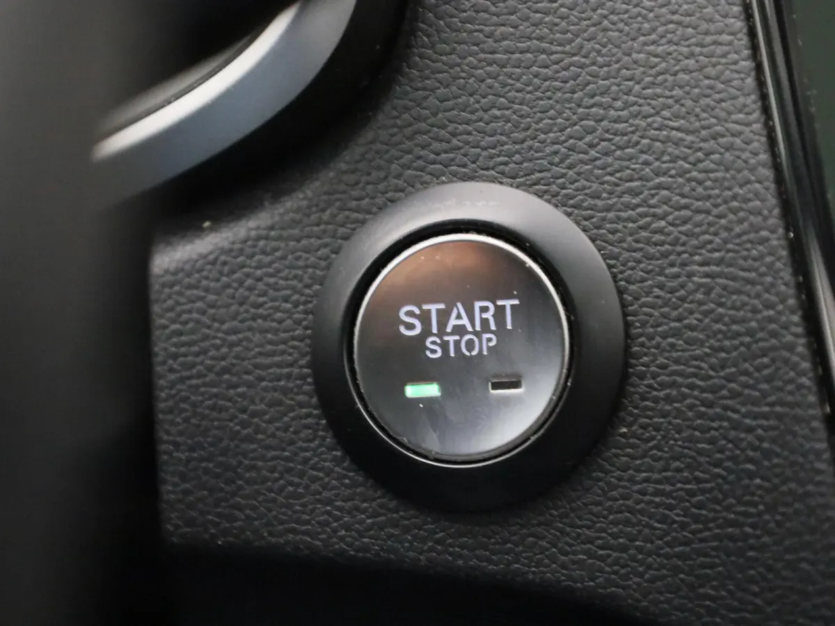 MG Luxury 45 kWh | PANO | ACC | CAMERA | Elektr. stoelverstelling | Stoelverwarming | Lane Assist | Keyless | Carplay |