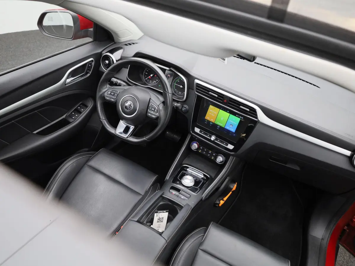 MG Luxury 45 kWh | PANO | ACC | CAMERA | Elektr. stoelverstelling | Stoelverwarming | Lane Assist | Keyless | Carplay |
