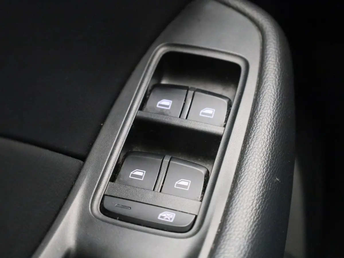 MG Luxury 45 kWh | PANO | ACC | CAMERA | Elektr. stoelverstelling | Stoelverwarming | Lane Assist | Keyless | Carplay |