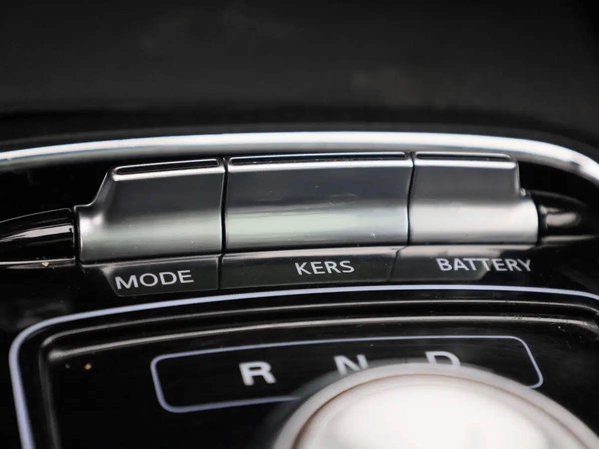 MG Luxury 45 kWh | PANO | ACC | CAMERA | Elektr. stoelverstelling | Stoelverwarming | Lane Assist | Keyless | Carplay |