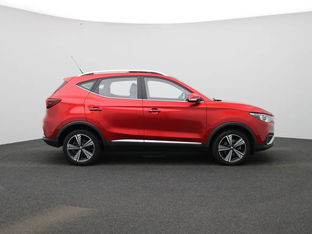 MG Luxury 45 kWh | PANO | ACC | CAMERA | Elektr. stoelverstelling | Stoelverwarming | Lane Assist | Keyless | Carplay |