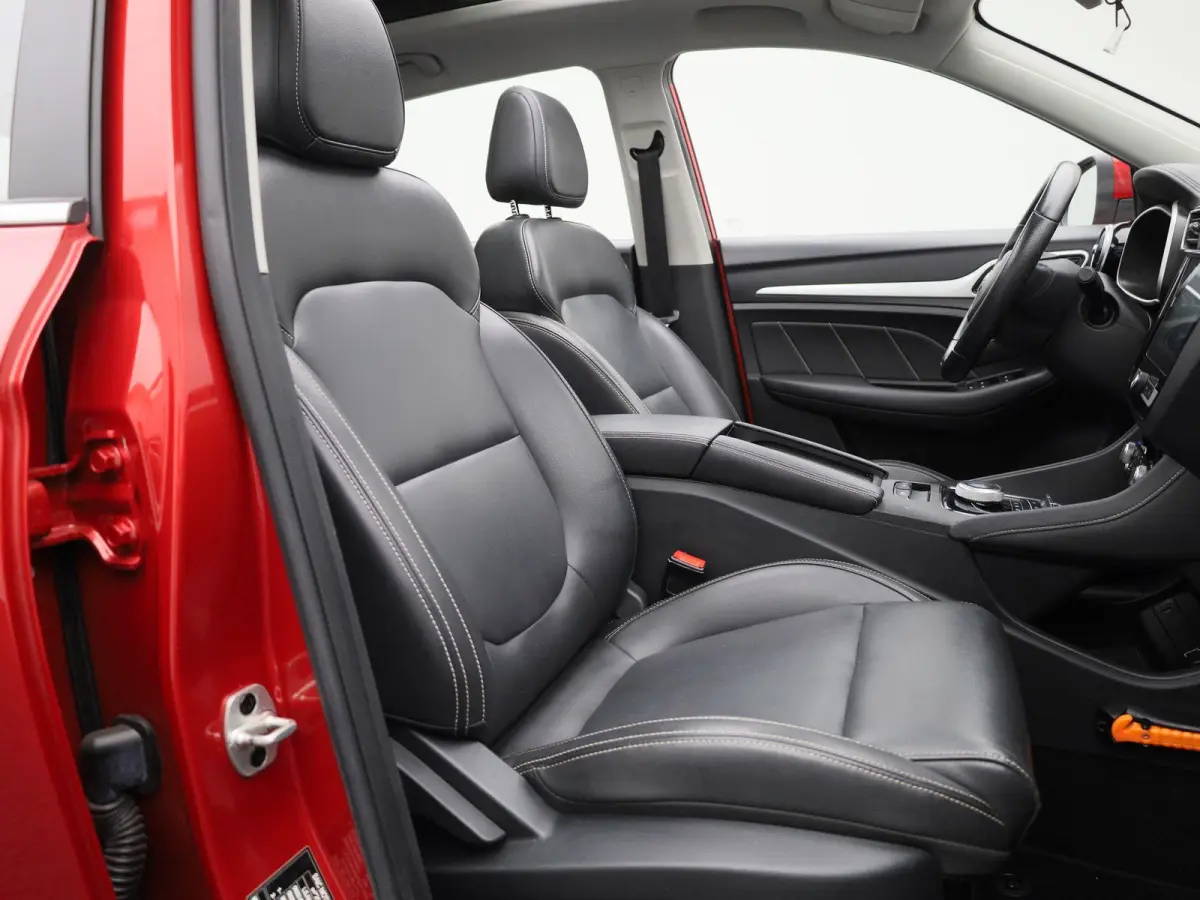 MG Luxury 45 kWh | PANO | ACC | CAMERA | Elektr. stoelverstelling | Stoelverwarming | Lane Assist | Keyless | Carplay |