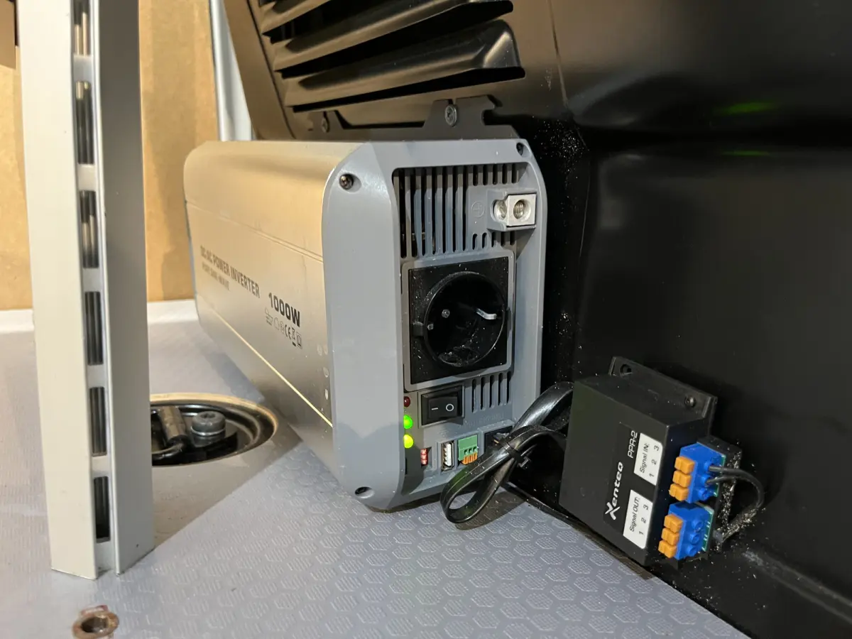 1.5 EcoBlue L2 Trend Servicebus / Sortimo Inrichting / Euro 6 / Schuifdeur L + R / 220V. / Airco / Cruise Control / PDC / Trekhaak / 78.300 KM !!