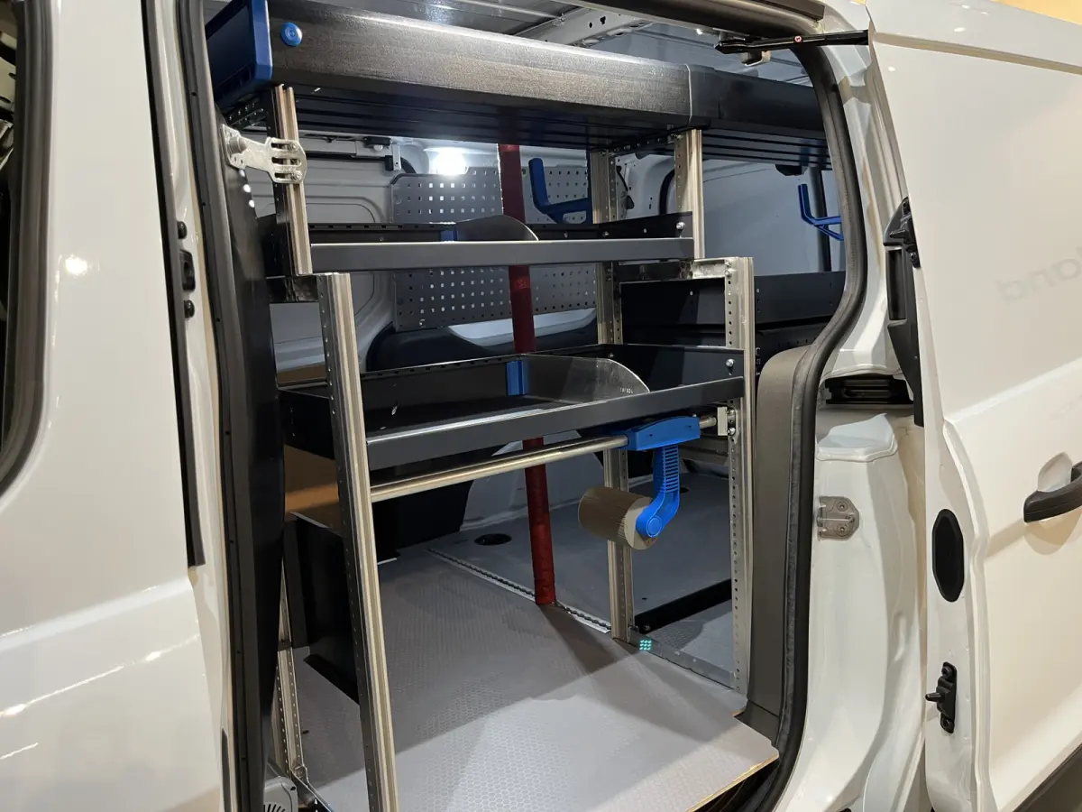 1.5 EcoBlue L2 Trend Servicebus / Sortimo Inrichting / Euro 6 / Schuifdeur L + R / 220V. / Airco / Cruise Control / PDC / Trekhaak / 78.300 KM !!