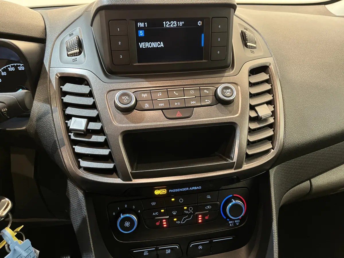1.5 EcoBlue L2 Trend Servicebus / Sortimo Inrichting / Euro 6 / Schuifdeur L + R / 220V. / Airco / Cruise Control / PDC / Trekhaak / 78.300 KM !!