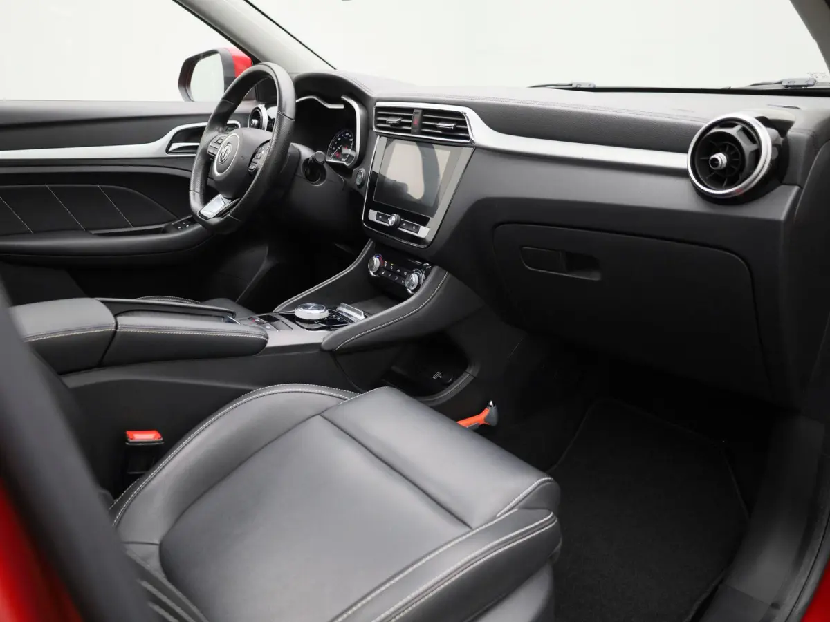 MG Luxury 45 kWh | PANO | ACC | CAMERA | Elekt. Stoelverstelling | Stoelverwarming| Lane Assist | Keyless | Carplay |