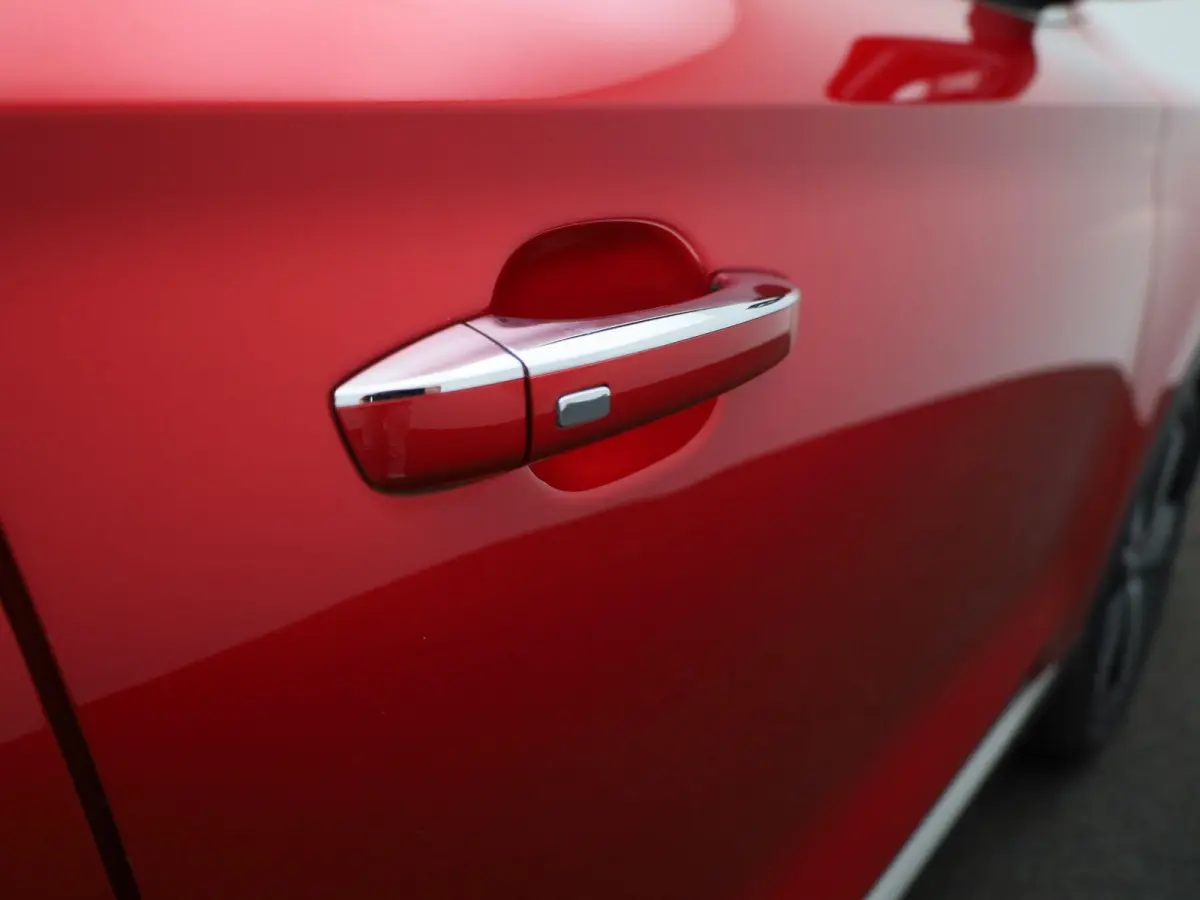 MG Luxury 45 kWh | PANO | ACC | CAMERA | Elekt. Stoelverstelling | Stoelverwarming| Lane Assist | Keyless | Carplay |