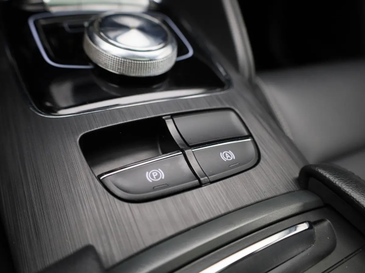 MG Luxury 45 kWh | PANO | ACC | CAMERA | Elekt. Stoelverstelling | Stoelverwarming| Lane Assist | Keyless | Carplay |