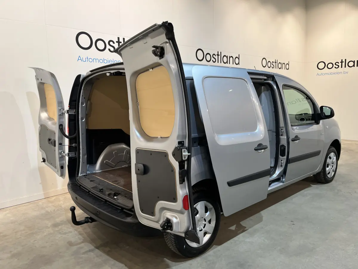 Z.E. Maxi Incl. Accu 33 KWH Automaat / 100% Elektrisch / Airco / PDC / Cruise Control / Trekhaak / 10.200 KM !!