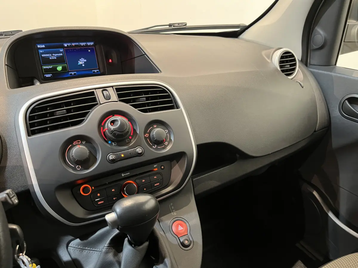 Z.E. Maxi Incl. Accu 33 KWH Automaat / 100% Elektrisch / Airco / PDC / Cruise Control / Trekhaak / 10.200 KM !!