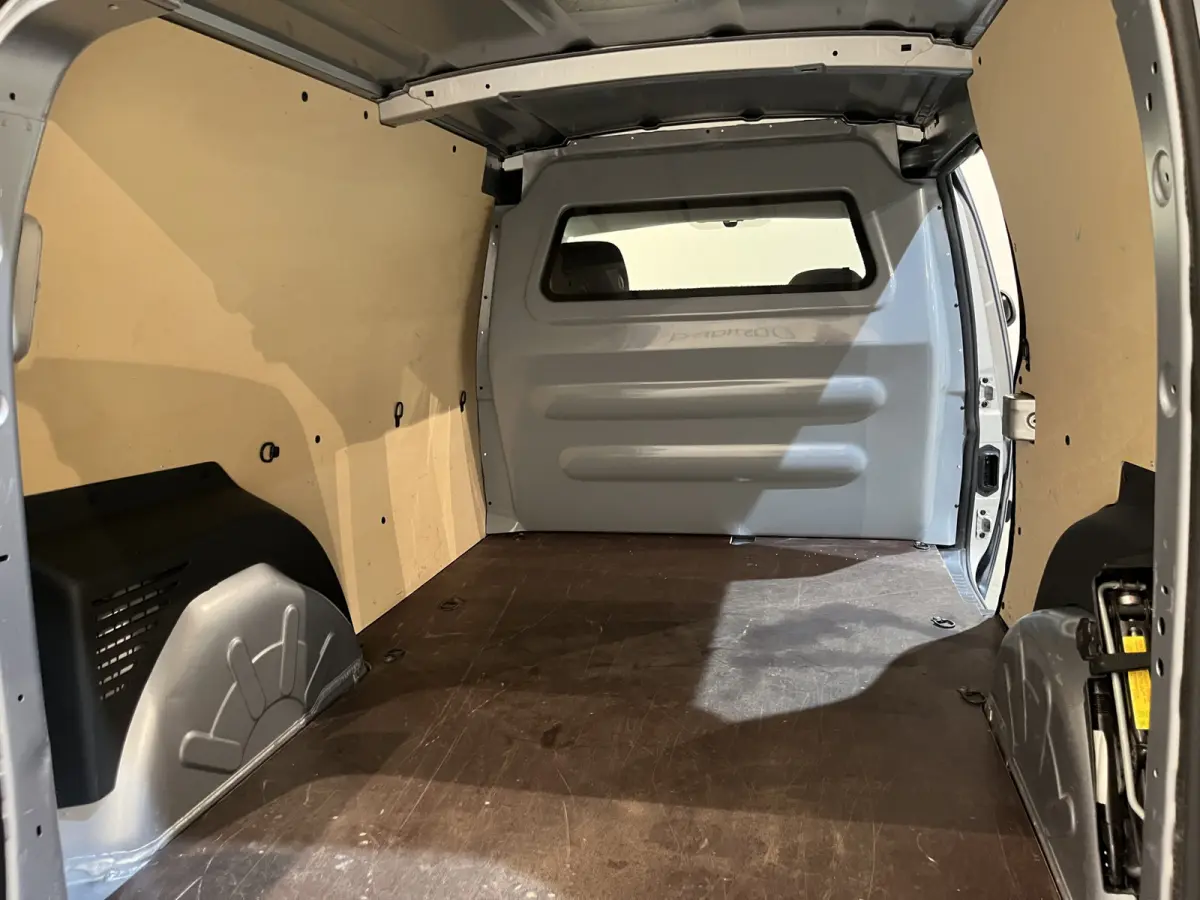 Z.E. Maxi Incl. Accu 33 KWH Automaat / 100% Elektrisch / Airco / PDC / Cruise Control / Trekhaak / 10.200 KM !!
