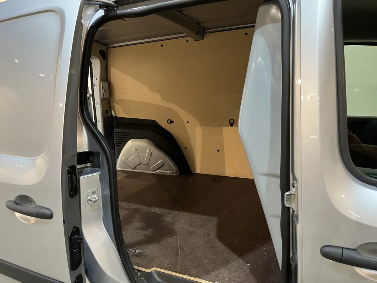 Z.E. Maxi Incl. Accu 33 KWH Automaat / 100% Elektrisch / Airco / PDC / Cruise Control / Trekhaak / 10.200 KM !!