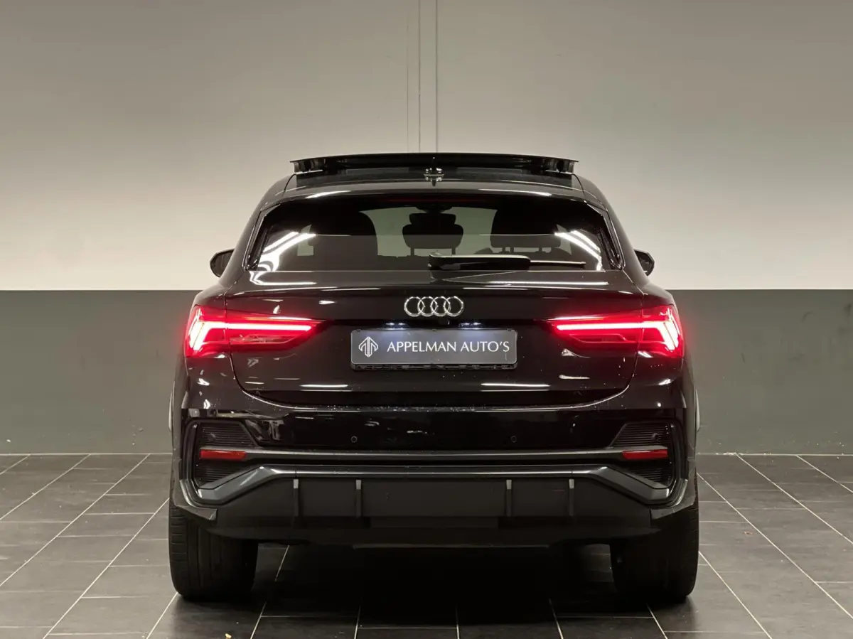 45 TFSI e 3 x S-Line|Sonos|Keyless|Dodehoek|Camera|Elektris.Kofferklep|