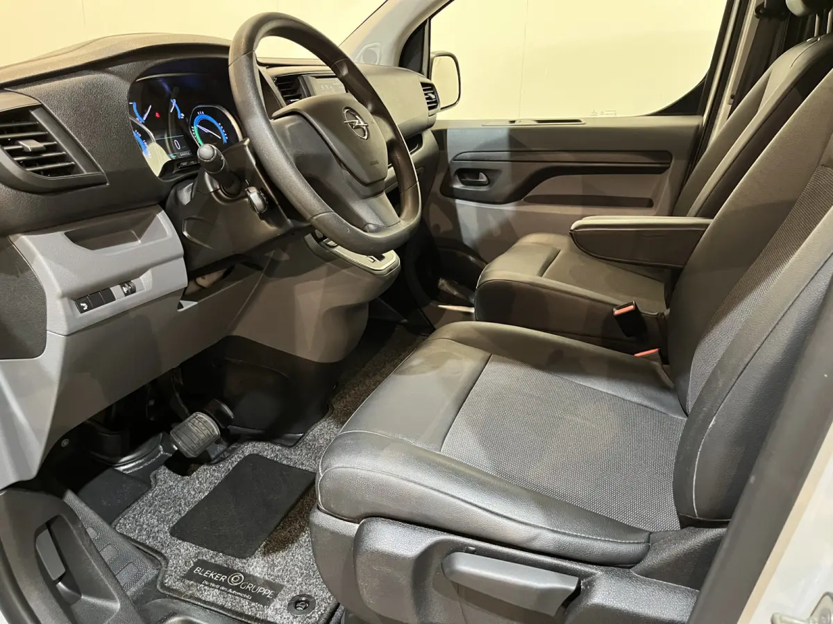 L2H1 Edition 50 kWh / 100% Elektrisch !! / Airco / Cruise Control / PDC / 44.250 KM !!