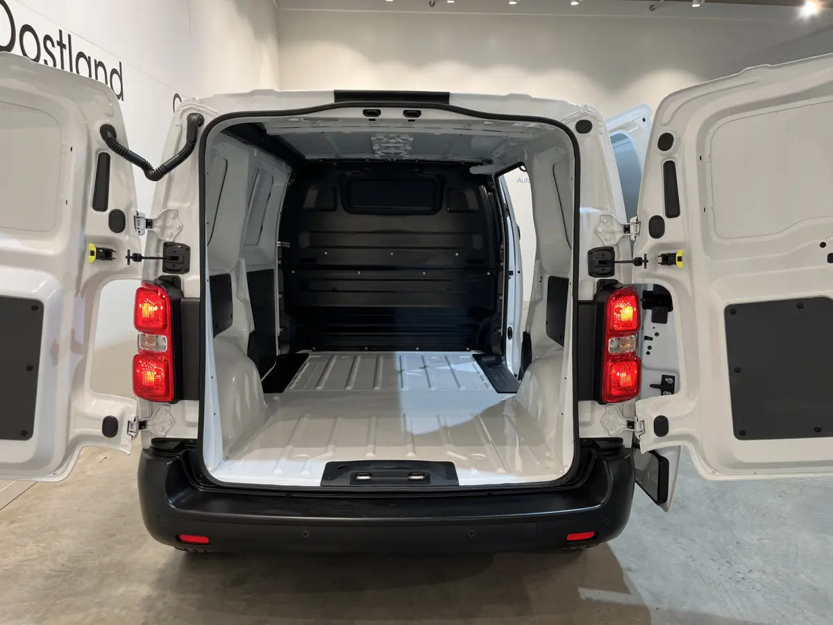 L2H1 Edition 50 kWh / 100% Elektrisch !! / Airco / Cruise Control / PDC / 44.250 KM !!