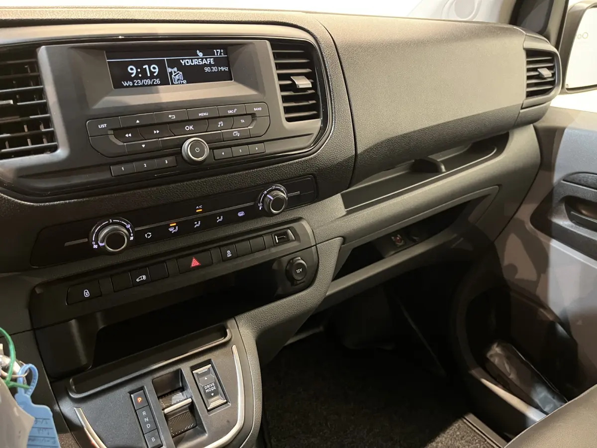 L2H1 Edition 50 kWh / 100% Elektrisch !! / Airco / Cruise Control / PDC / 44.250 KM !!