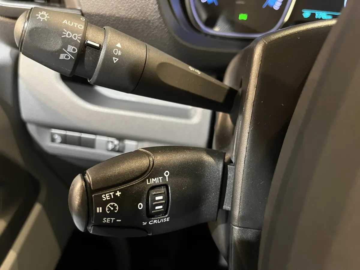 L2H1 Edition 50 kWh / 100% Elektrisch !! / Airco / Cruise Control / PDC / 44.250 KM !!