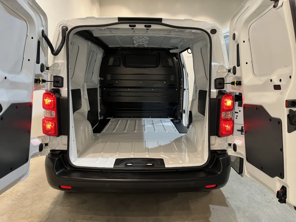 L2H1 Edition 50 kWh / 100% Elektrisch !! / Airco / Cruise Control / PDC / 44.250 KM !!