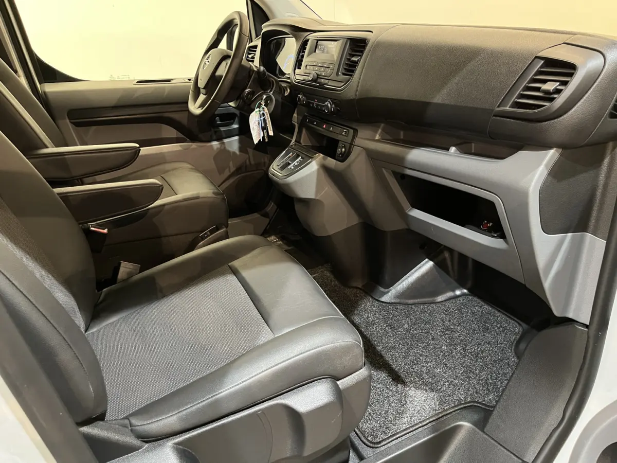 L2H1 Edition 50 kWh / 100% Elektrisch !! / Airco / Cruise Control / PDC / 44.250 KM !!