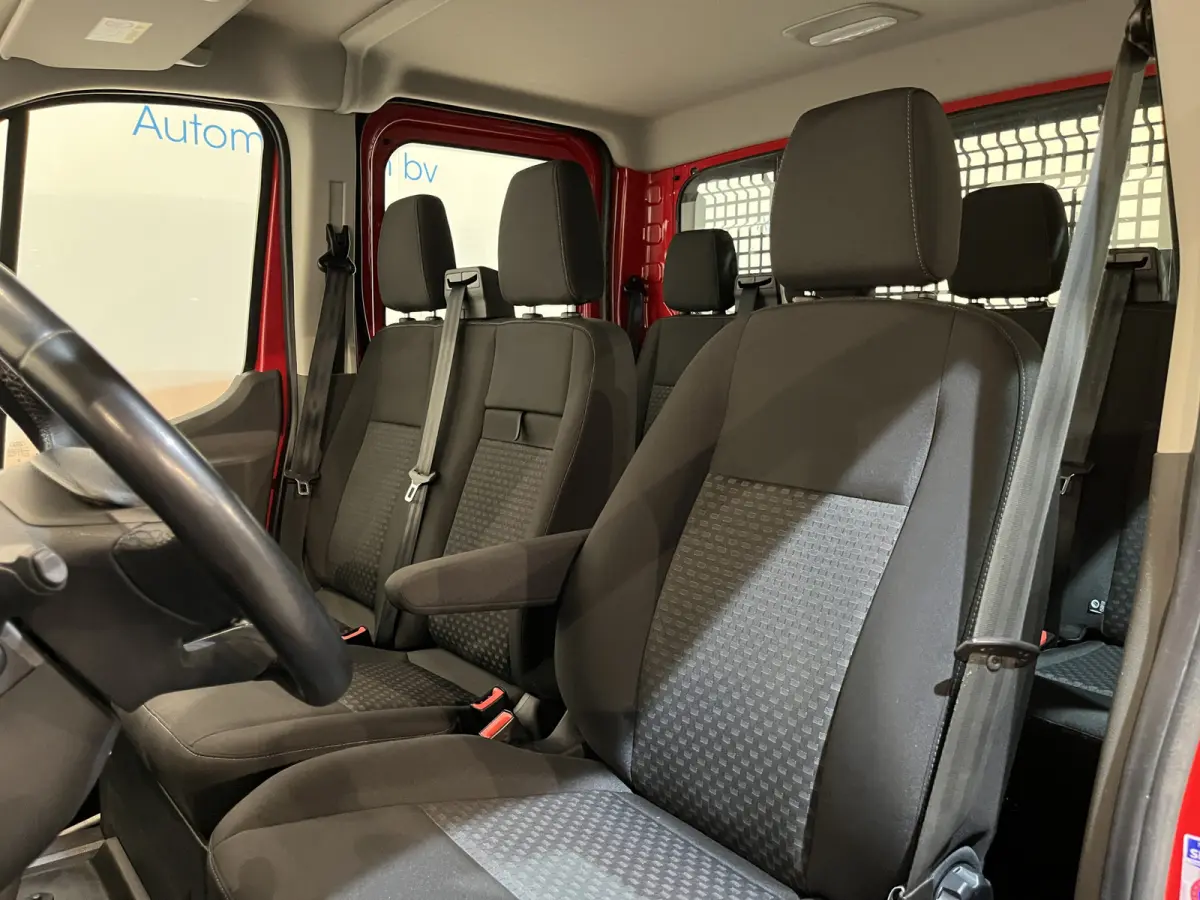 350 2.0 TDCI L3H1 130 PK DC 6 pers. Trend Open Laadbak / Euro 6 / Airco / Cruise Control / 35.000 KM !!