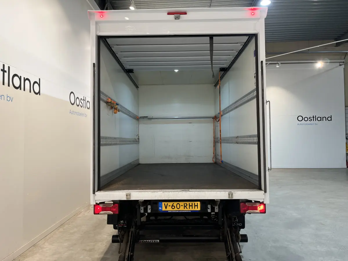 350 2.0 TDCI L3 Trend Bakwagen / Dautel Laadklep / Meubelbak / Euro 6 / Airco / Camera / Cruise Control / 3-Zits / 30.000 KM !!