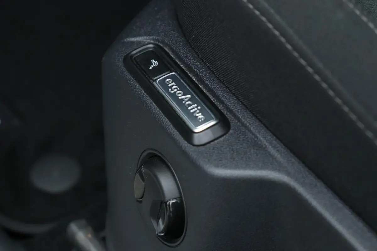 1.5 TSI / R-Line / DSG / 150PK / LED / Pano / Camera / Virtual Cockpit / Trekhaak / 19"!